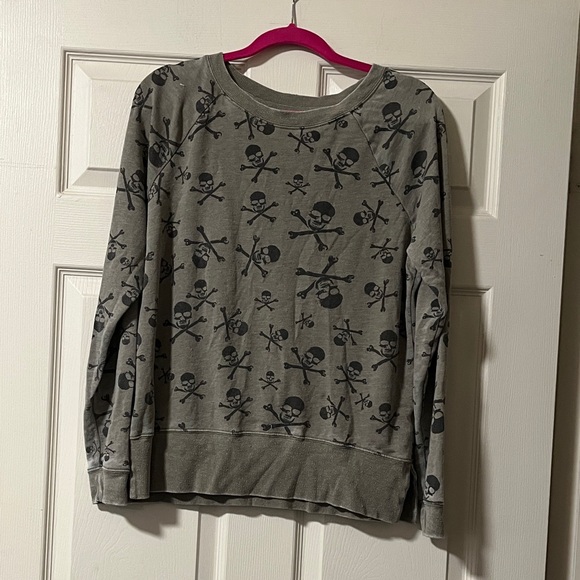 Grayson Threads Gray Skull Print Women's Sweater - Picture 1 of 4